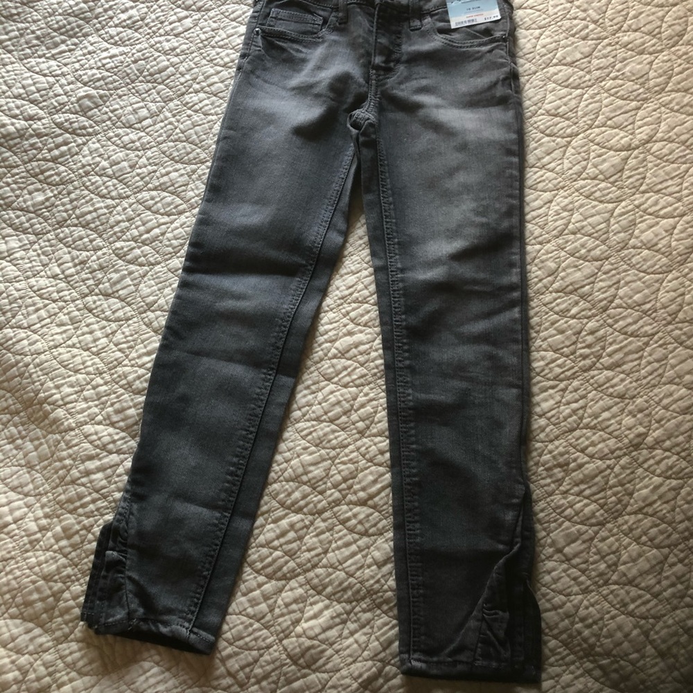 Cat & Jack Jeans New with tag girls Sz 10 stretchable